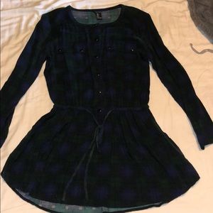 🚨 Plaid Long Sleeve Dress 🚨